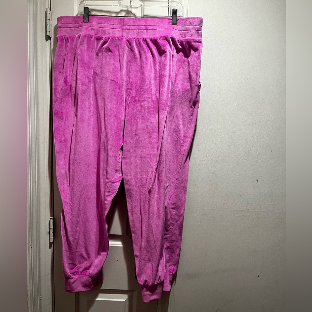 Victoria’s Secret plus size magenta pink velvet joggers